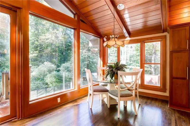 5280 Long Island Drive Nw, Atlanta, Georgia 30327, 5 Bedrooms Bedrooms, ,4 BathroomsBathrooms,Residential,Sold,5280 Long Island Drive Nw,6636034