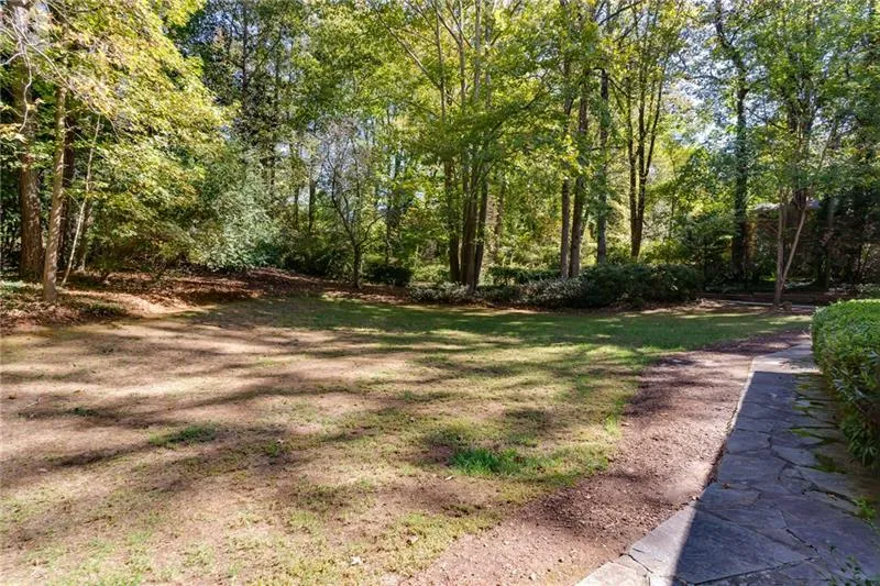 5280 Long Island Drive Nw, Atlanta, Georgia 30327, 5 Bedrooms Bedrooms, ,4 BathroomsBathrooms,Residential,Sold,5280 Long Island Drive Nw,6636034