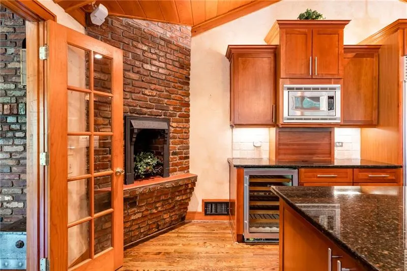 5280 Long Island Drive Nw, Atlanta, Georgia 30327, 5 Bedrooms Bedrooms, ,4 BathroomsBathrooms,Residential,Sold,5280 Long Island Drive Nw,6636034