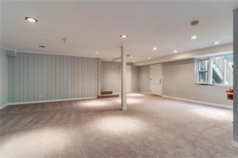 5280 Long Island Drive Nw, Atlanta, Georgia 30327, 5 Bedrooms Bedrooms, ,4 BathroomsBathrooms,Residential,Sold,5280 Long Island Drive Nw,6636034