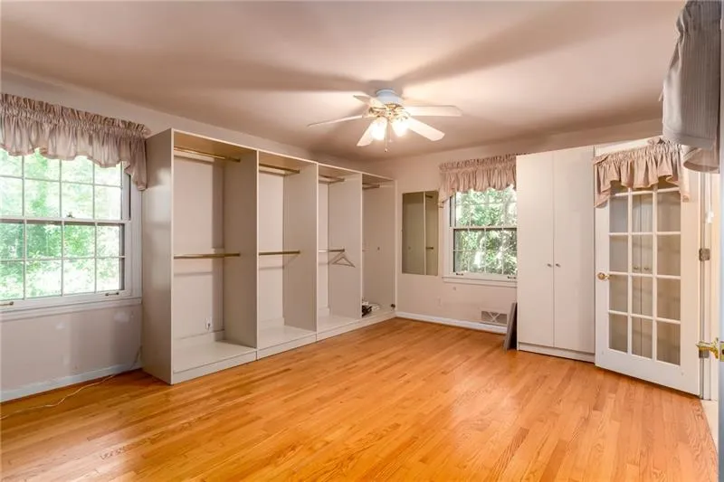 5280 Long Island Drive Nw, Atlanta, Georgia 30327, 5 Bedrooms Bedrooms, ,4 BathroomsBathrooms,Residential,Sold,5280 Long Island Drive Nw,6636034