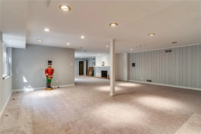 5280 Long Island Drive Nw, Atlanta, Georgia 30327, 5 Bedrooms Bedrooms, ,4 BathroomsBathrooms,Residential,Sold,5280 Long Island Drive Nw,6636034