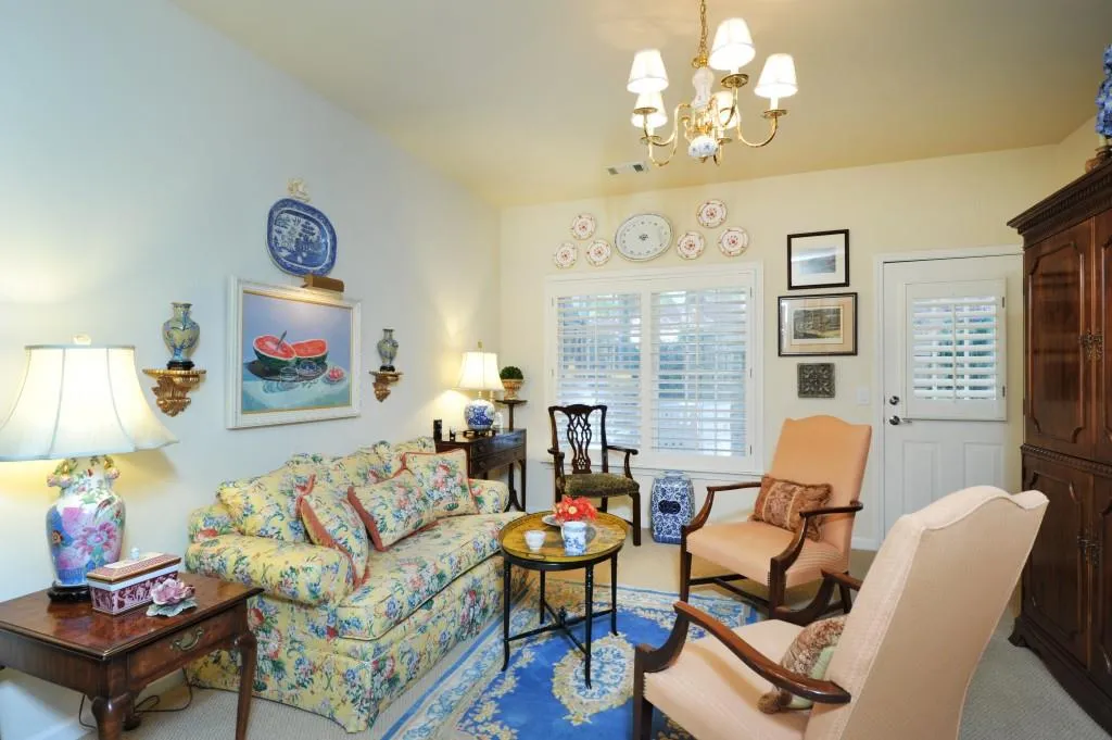 195 Mystic Court, Sandy Springs, Georgia 30342, 3 Bedrooms Bedrooms, ,3 BathroomsBathrooms,Residential,Sold,195 Mystic Court,6864408