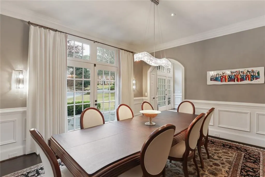 40 Old Stratton Chase, Atlanta, Georgia 30328, 5 Bedrooms Bedrooms, ,5 BathroomsBathrooms,Residential,Sold,40 Old Stratton Chase,6865254
