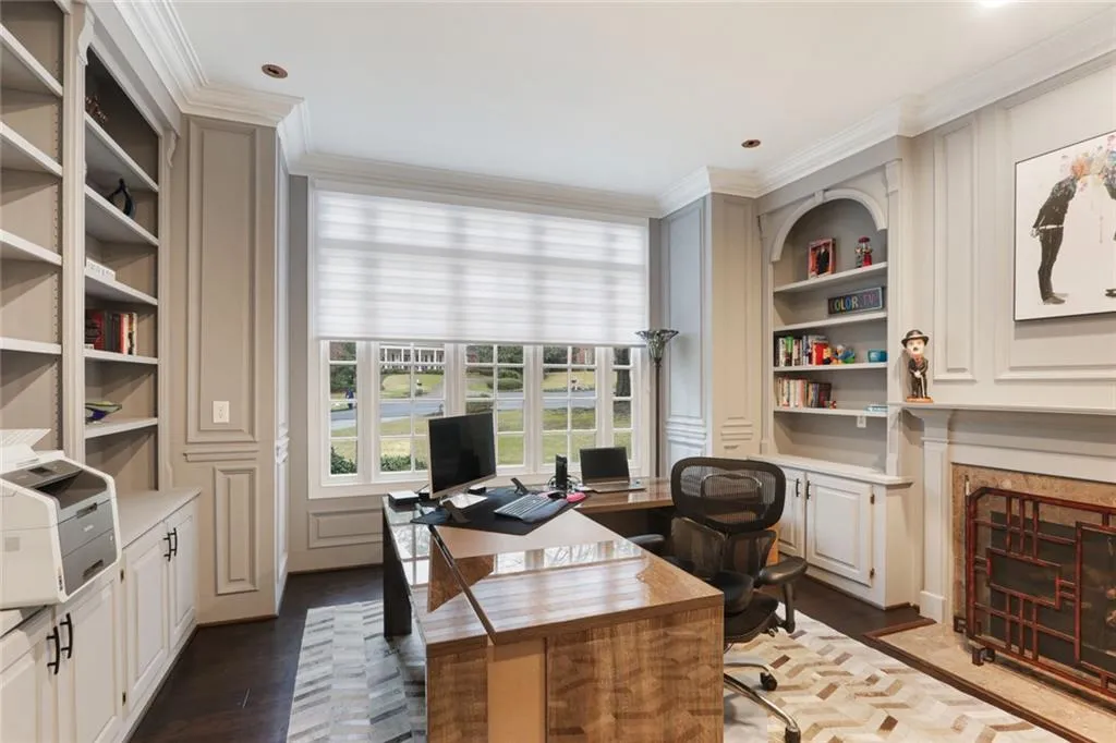 40 Old Stratton Chase, Atlanta, Georgia 30328, 5 Bedrooms Bedrooms, ,5 BathroomsBathrooms,Residential,Sold,40 Old Stratton Chase,6865254
