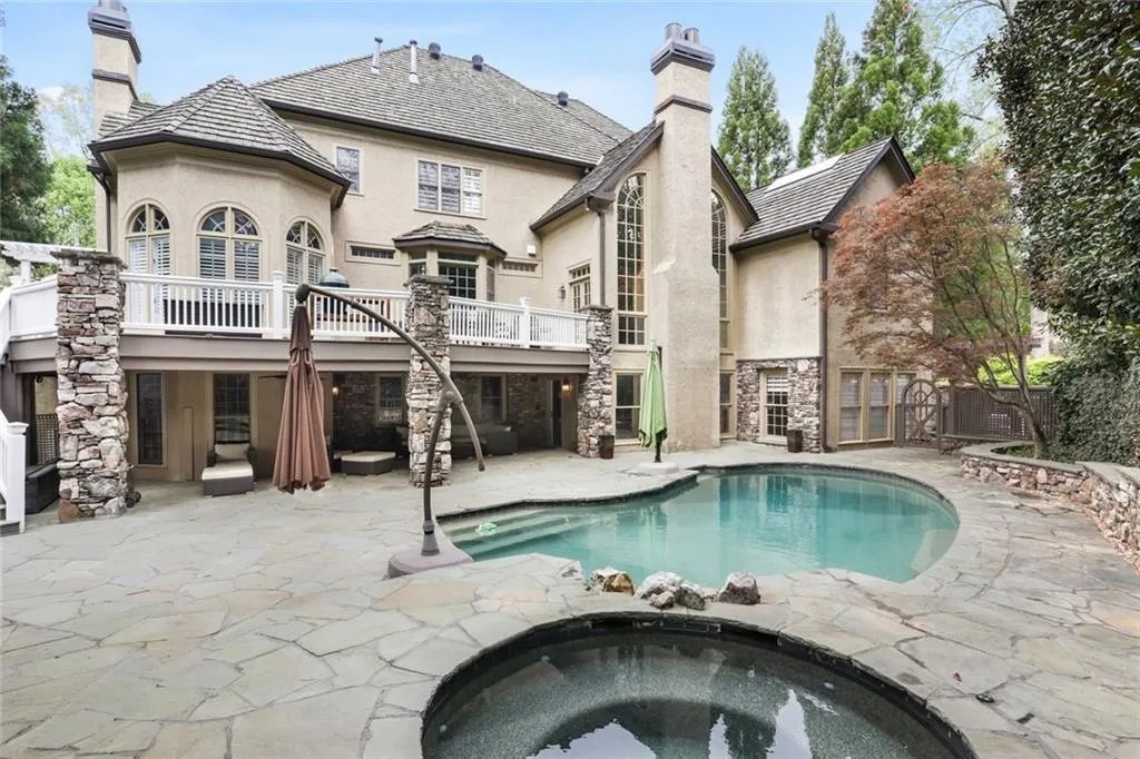 40 Old Stratton Chase, Atlanta, Georgia 30328, 5 Bedrooms Bedrooms, ,5 BathroomsBathrooms,Residential,Sold,40 Old Stratton Chase,6865254