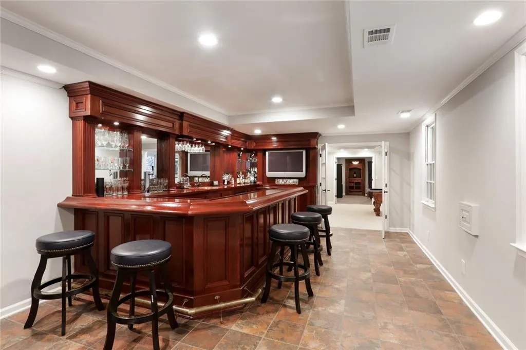 40 Old Stratton Chase, Atlanta, Georgia 30328, 5 Bedrooms Bedrooms, ,5 BathroomsBathrooms,Residential,Sold,40 Old Stratton Chase,6865254