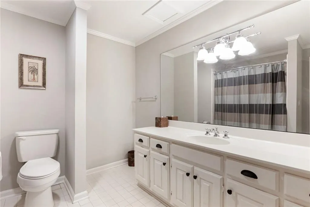 40 Old Stratton Chase, Atlanta, Georgia 30328, 5 Bedrooms Bedrooms, ,5 BathroomsBathrooms,Residential,Sold,40 Old Stratton Chase,6865254
