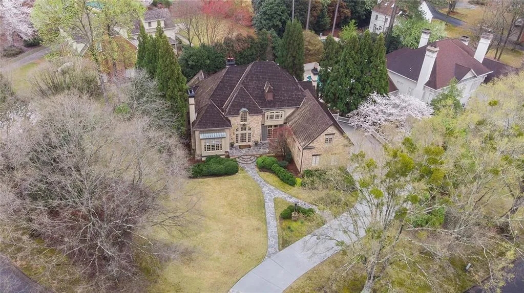 40 Old Stratton Chase, Atlanta, Georgia 30328, 5 Bedrooms Bedrooms, ,5 BathroomsBathrooms,Residential,Sold,40 Old Stratton Chase,6865254