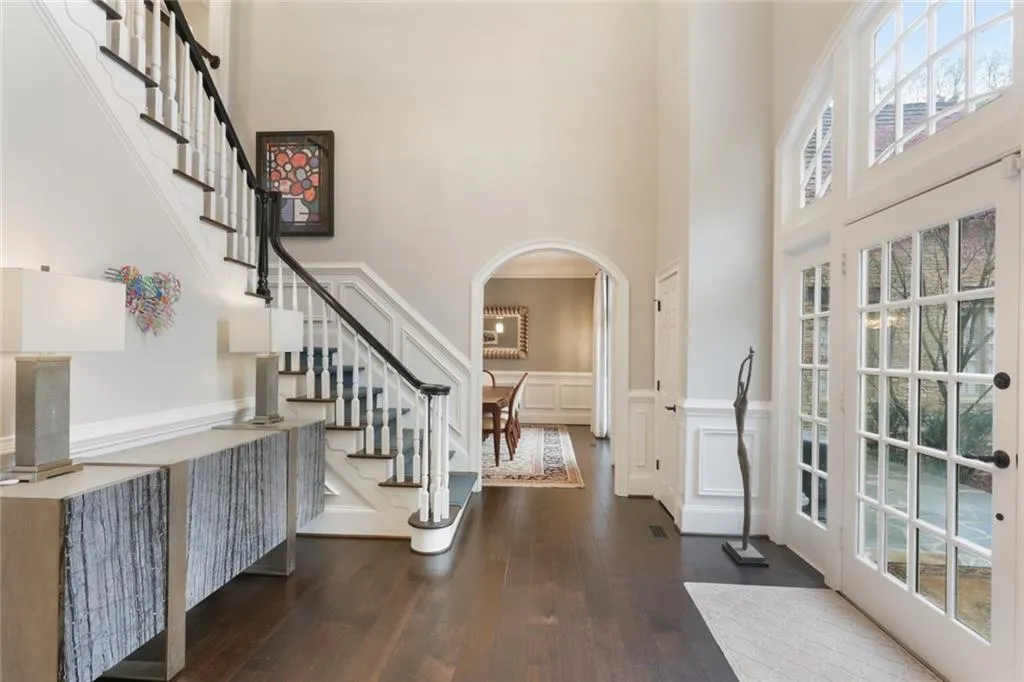40 Old Stratton Chase, Atlanta, Georgia 30328, 5 Bedrooms Bedrooms, ,5 BathroomsBathrooms,Residential,Sold,40 Old Stratton Chase,6865254