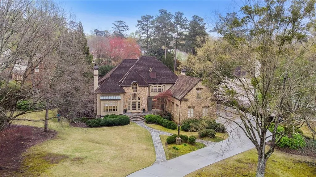 40 Old Stratton Chase, Atlanta, Georgia 30328, 5 Bedrooms Bedrooms, ,5 BathroomsBathrooms,Residential,Sold,40 Old Stratton Chase,6865254