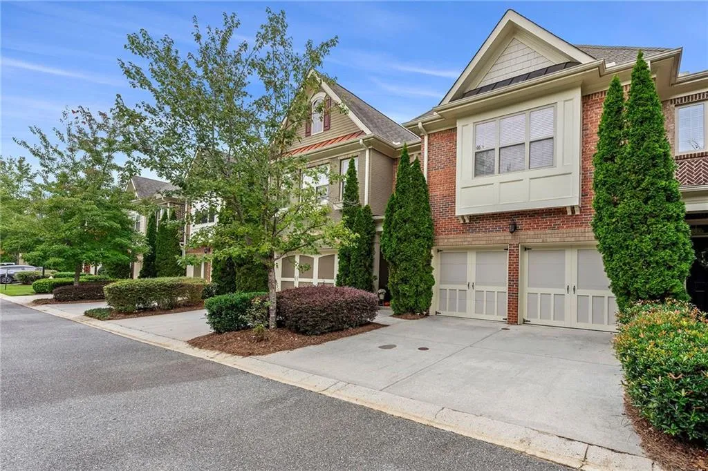 View of front of home featuring a garage