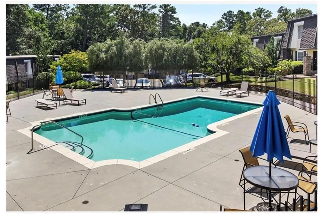 Community Saltwater Pool