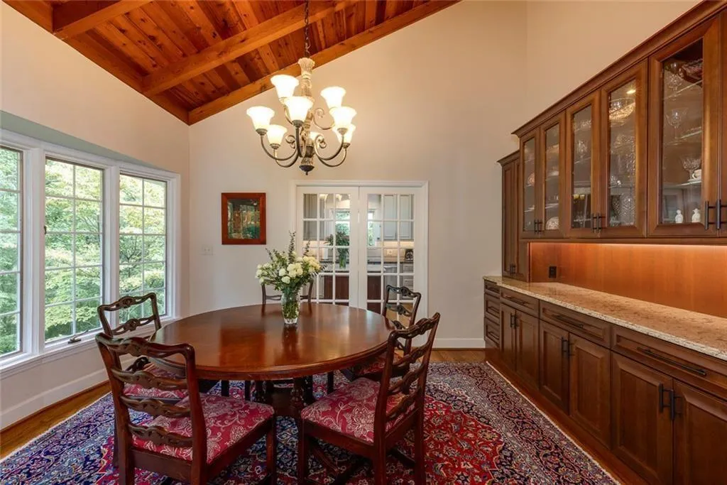 8265 Berkley Ridge, Sandy Springs, Georgia 30350, 5 Bedrooms Bedrooms, ,4 BathroomsBathrooms,Residential,For Sale,8265 Berkley Ridge,7645837