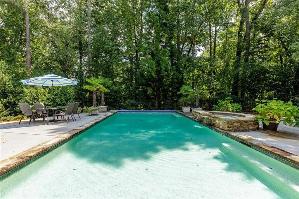 8265 Berkley Ridge, Sandy Springs, Georgia 30350, 5 Bedrooms Bedrooms, ,4 BathroomsBathrooms,Residential,For Sale,8265 Berkley Ridge,7645837