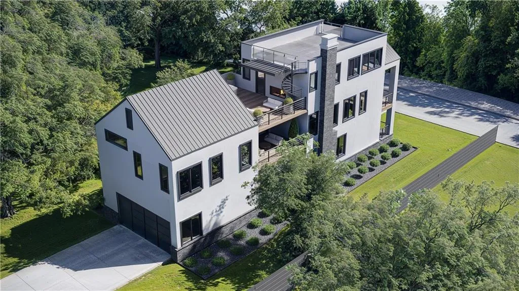 Double Rooftop deck