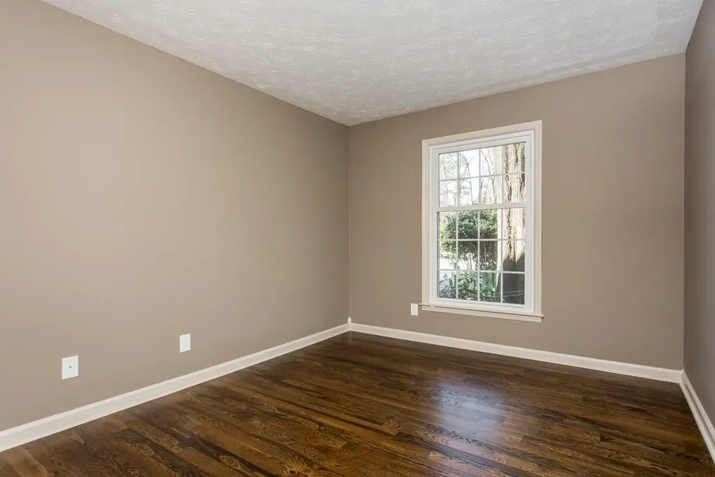 6700 Roswell Road Unit 11a, Atlanta, Georgia 30328, 3 Bedrooms Bedrooms, ,2 BathroomsBathrooms,Residential,Sold,6700 Roswell Road Unit 11a,5980056