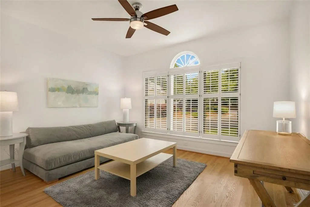 5680 River Oaks Place, Atlanta, Georgia 30327, 2 Bedrooms Bedrooms, ,2 BathroomsBathrooms,Residential,Sold,5680 River Oaks Place,7042879