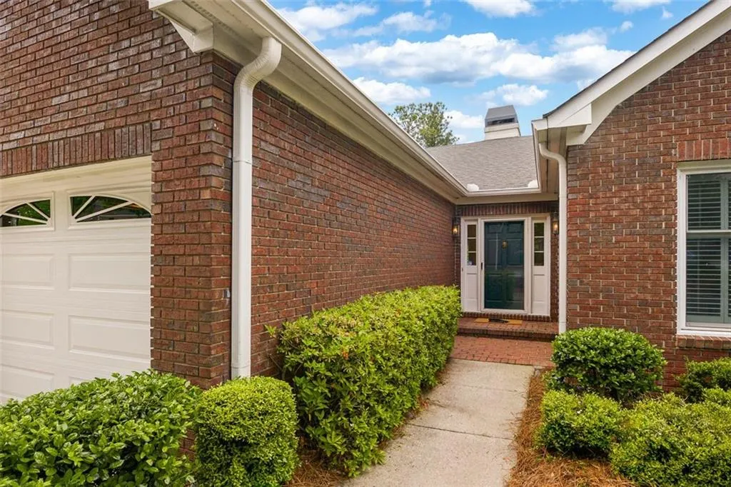 5680 River Oaks Place, Atlanta, Georgia 30327, 2 Bedrooms Bedrooms, ,2 BathroomsBathrooms,Residential,Sold,5680 River Oaks Place,7042879