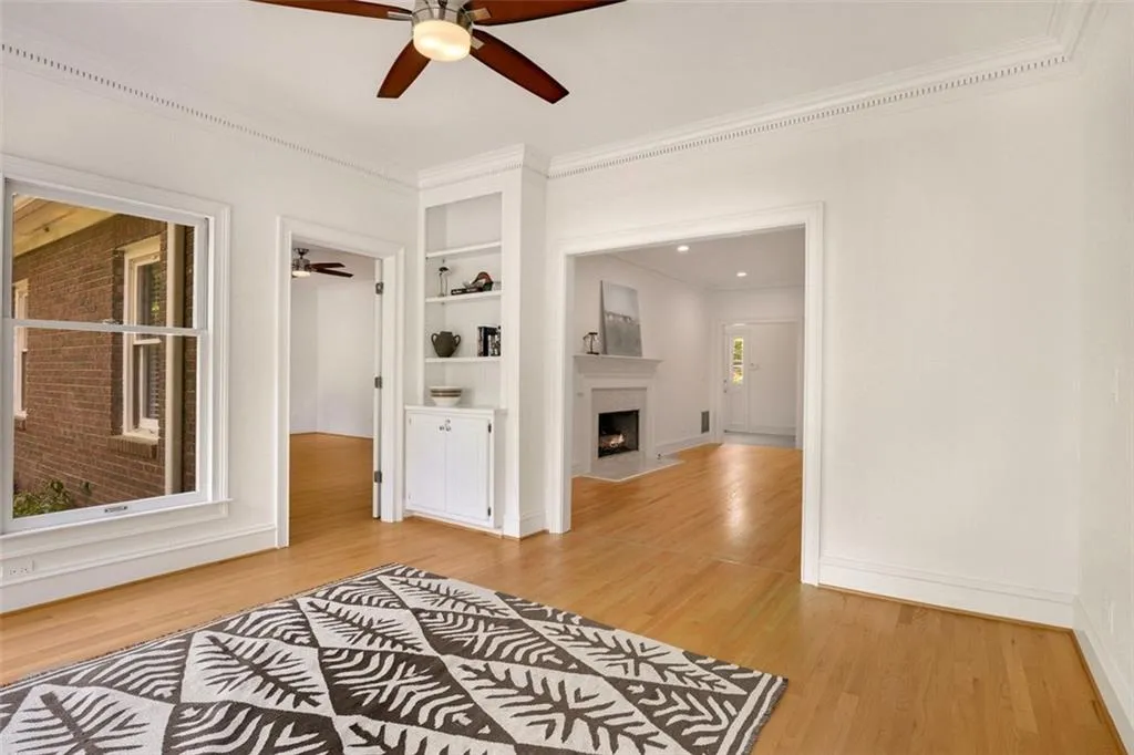 5680 River Oaks Place, Atlanta, Georgia 30327, 2 Bedrooms Bedrooms, ,2 BathroomsBathrooms,Residential,Sold,5680 River Oaks Place,7042879