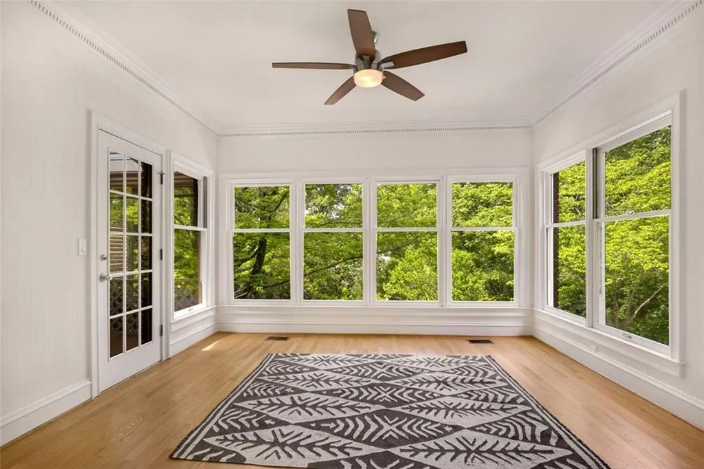 5680 River Oaks Place, Atlanta, Georgia 30327, 2 Bedrooms Bedrooms, ,2 BathroomsBathrooms,Residential,Sold,5680 River Oaks Place,7042879