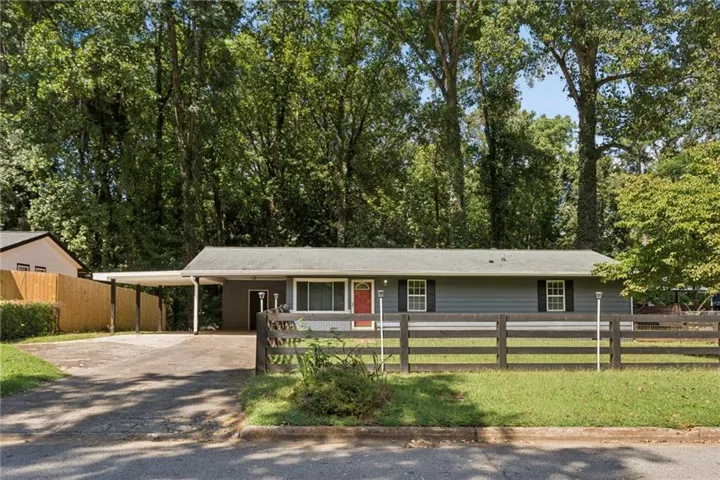 Nice curb appeal for this 4 BR, 2 FULL BA Ranch Home