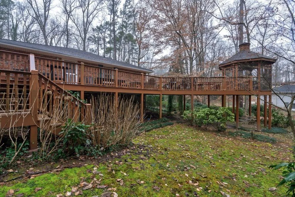 4542 Meadow Valley Drive, Atlanta, Georgia 30342, 4 Bedrooms Bedrooms, ,3 BathroomsBathrooms,Residential,Sold,4542 Meadow Valley Drive,7017761 4542 Meadow Valley Drive, Atlanta, Georgia 30342, 4 Bedrooms Bedrooms, ,3 BathroomsBathrooms,Residential,Sold,4542 Meadow Valley Drive,7017761