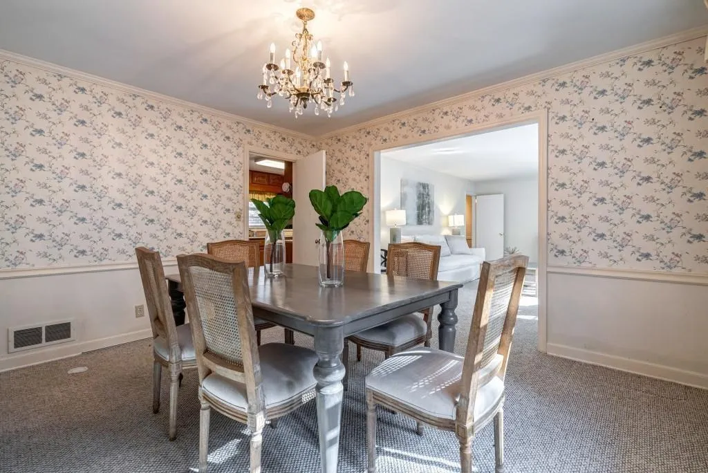 4542 Meadow Valley Drive, Atlanta, Georgia 30342, 4 Bedrooms Bedrooms, ,3 BathroomsBathrooms,Residential,Sold,4542 Meadow Valley Drive,7017761 4542 Meadow Valley Drive, Atlanta, Georgia 30342, 4 Bedrooms Bedrooms, ,3 BathroomsBathrooms,Residential,Sold,4542 Meadow Valley Drive,7017761