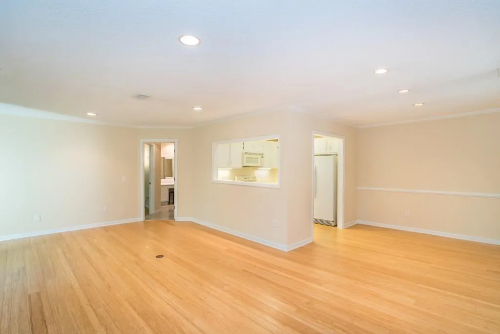 212 Abingdon Way Unit 212, Atlanta, Georgia 30328, 1 Bedroom Bedrooms, ,1 BathroomBathrooms,Residential,Sold,212 Abingdon Way Unit 212,5723463