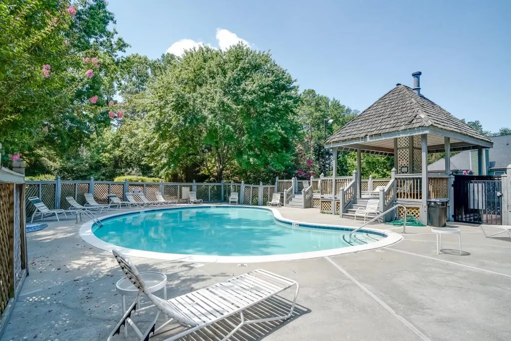 212 Abingdon Way Unit 212, Atlanta, Georgia 30328, 1 Bedroom Bedrooms, ,1 BathroomBathrooms,Residential,Sold,212 Abingdon Way Unit 212,5723463