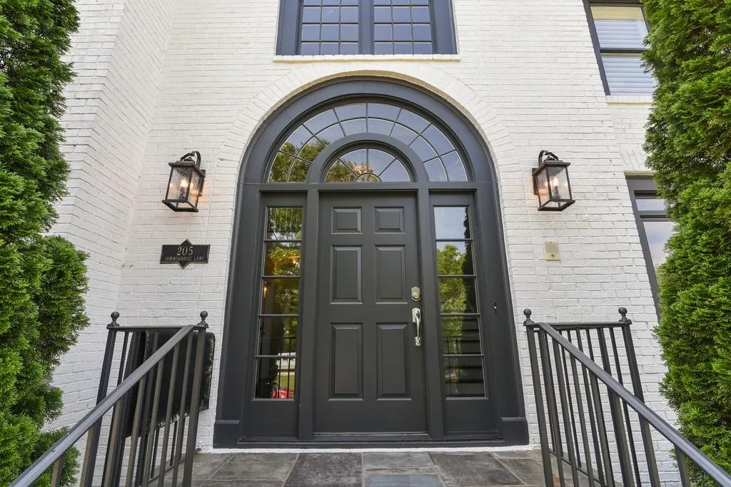 205 Summerhouse Lane, Sandy Springs, Georgia 30350, 5 Bedrooms Bedrooms, ,5 BathroomsBathrooms,Residential,Sold,205 Summerhouse Lane,6731993