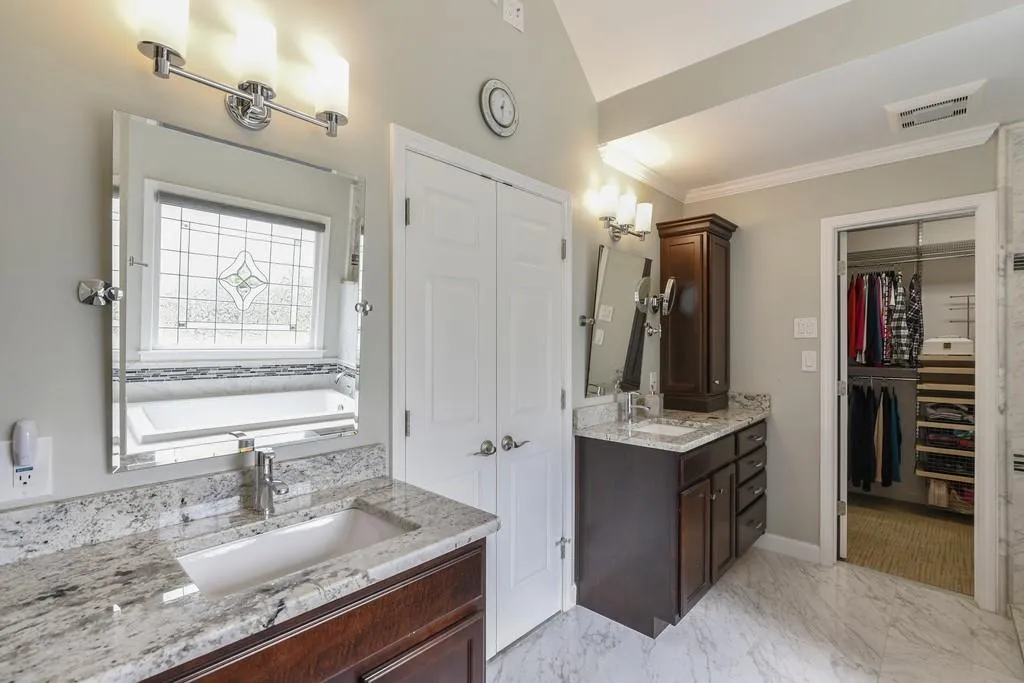 205 Summerhouse Lane, Sandy Springs, Georgia 30350, 5 Bedrooms Bedrooms, ,5 BathroomsBathrooms,Residential,Sold,205 Summerhouse Lane,6731993