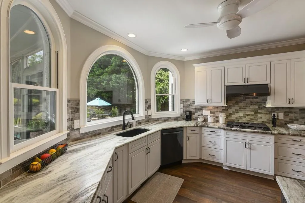 205 Summerhouse Lane, Sandy Springs, Georgia 30350, 5 Bedrooms Bedrooms, ,5 BathroomsBathrooms,Residential,Sold,205 Summerhouse Lane,6731993