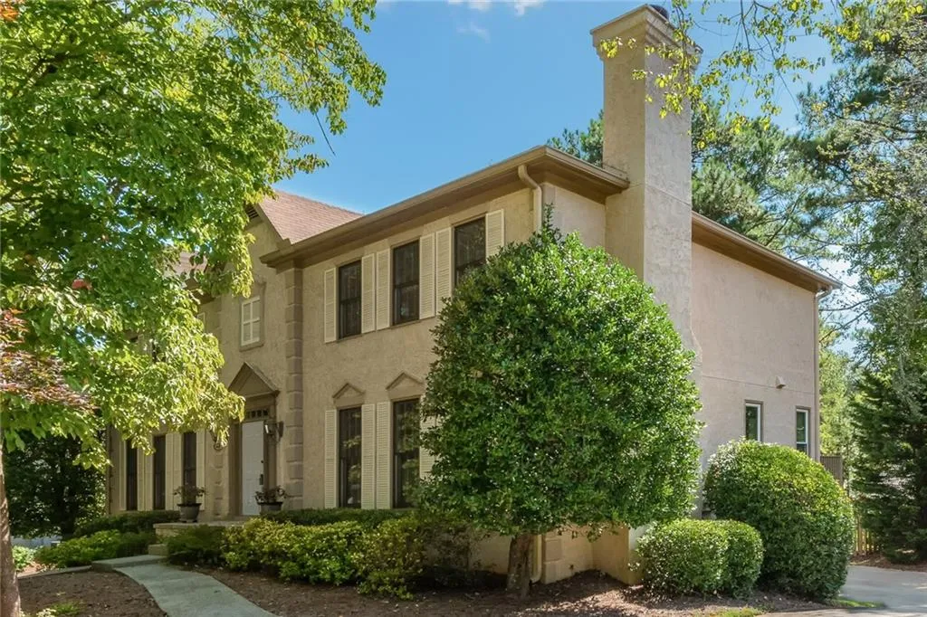 9010 Carroll Manor Drive, Sandy Springs, Georgia 30350, 3 Bedrooms Bedrooms, ,2 BathroomsBathrooms,Residential,Sold,9010 Carroll Manor Drive,6782749
