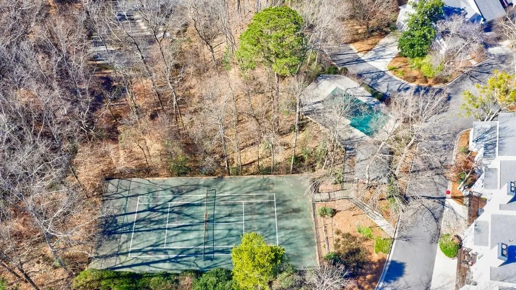 5684 River Oaks Place, Atlanta, Georgia 30327, 3 Bedrooms Bedrooms, ,2 BathroomsBathrooms,Residential,Sold,5684 River Oaks Place,6879250