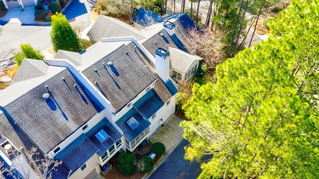 5684 River Oaks Place, Atlanta, Georgia 30327, 3 Bedrooms Bedrooms, ,2 BathroomsBathrooms,Residential,Sold,5684 River Oaks Place,6879250