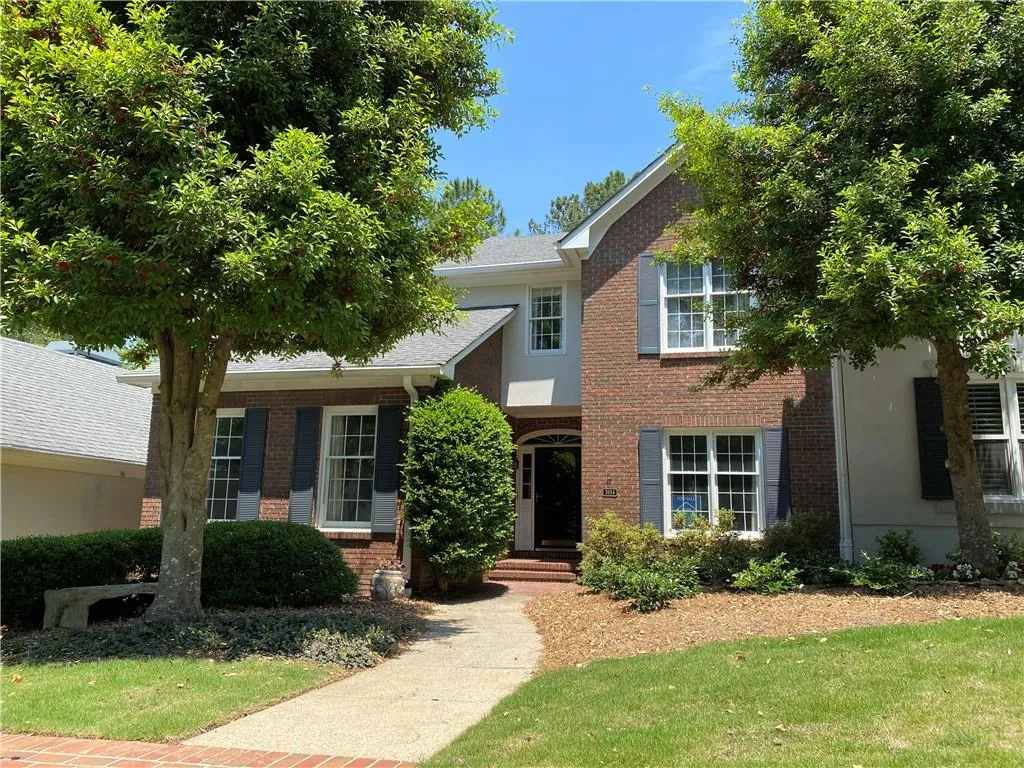 5684 River Oaks Place, Atlanta, Georgia 30327, 3 Bedrooms Bedrooms, ,2 BathroomsBathrooms,Residential,Sold,5684 River Oaks Place,6879250