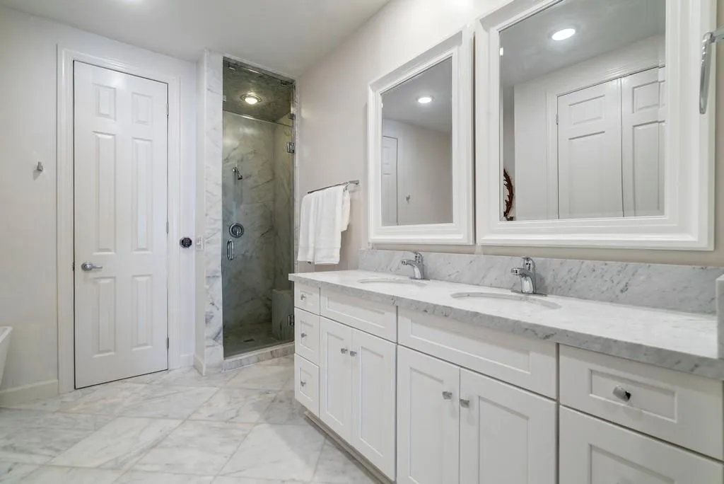 5684 River Oaks Place, Atlanta, Georgia 30327, 3 Bedrooms Bedrooms, ,2 BathroomsBathrooms,Residential,Sold,5684 River Oaks Place,6879250