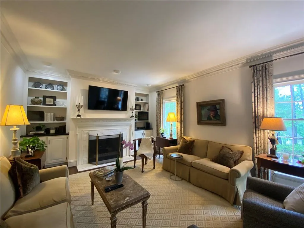 5684 River Oaks Place, Atlanta, Georgia 30327, 3 Bedrooms Bedrooms, ,2 BathroomsBathrooms,Residential,Sold,5684 River Oaks Place,6879250