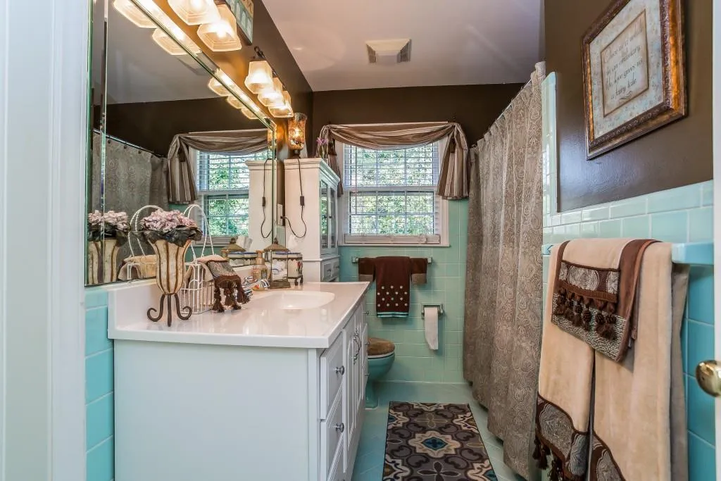 110 Finchley Court, Sandy Springs, Georgia 30328, 5 Bedrooms Bedrooms, ,3 BathroomsBathrooms,Residential,Sold,110 Finchley Court,5827579