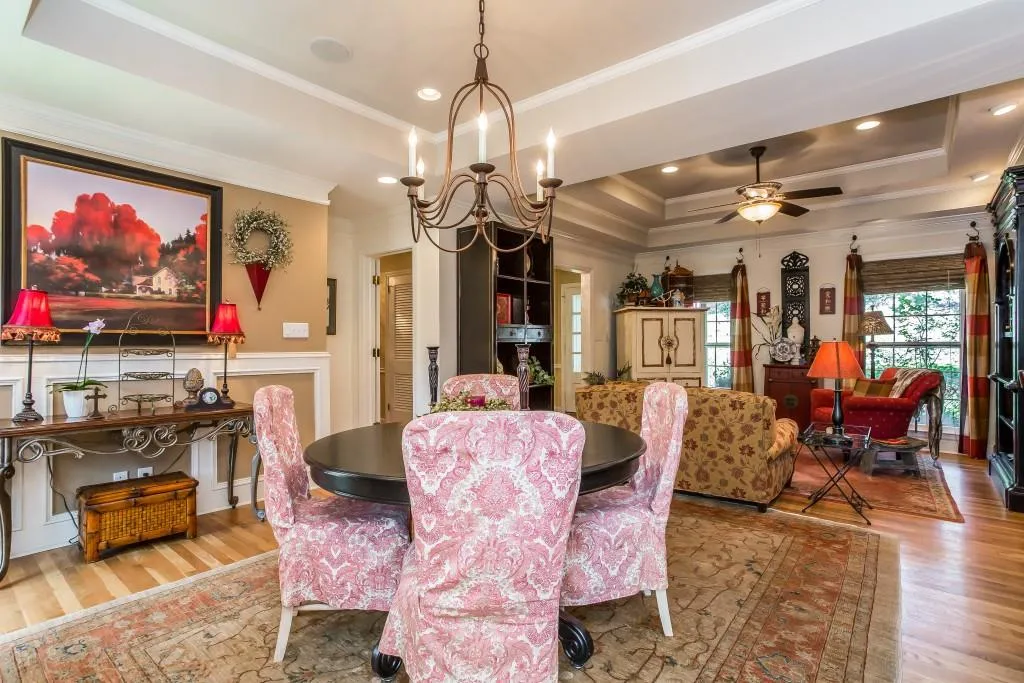 110 Finchley Court, Sandy Springs, Georgia 30328, 5 Bedrooms Bedrooms, ,3 BathroomsBathrooms,Residential,Sold,110 Finchley Court,5827579