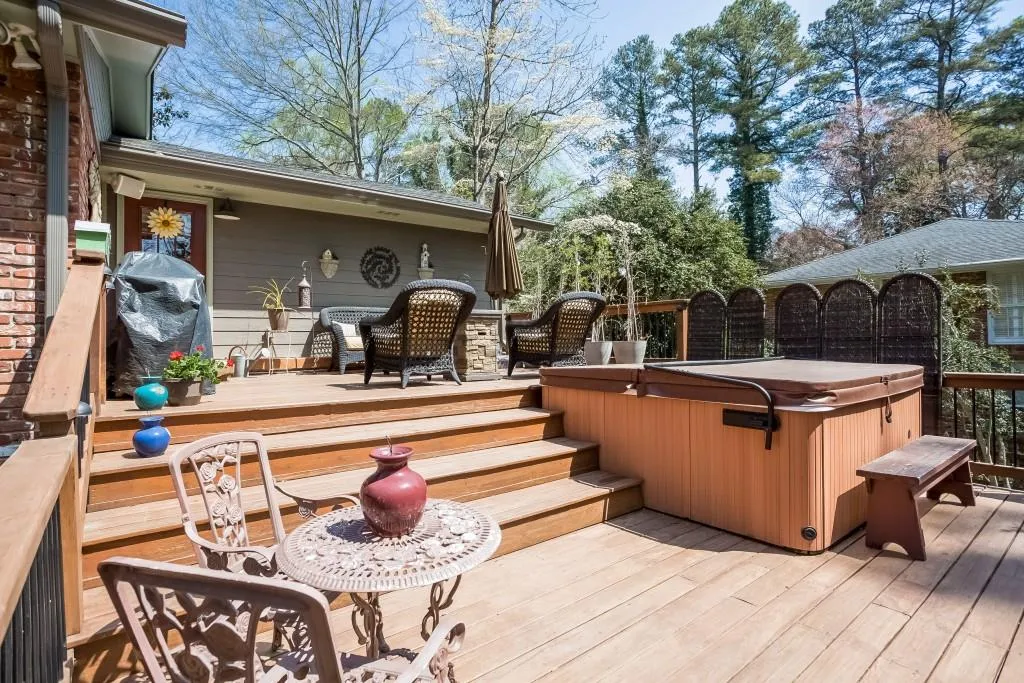 110 Finchley Court, Sandy Springs, Georgia 30328, 5 Bedrooms Bedrooms, ,3 BathroomsBathrooms,Residential,Sold,110 Finchley Court,5827579