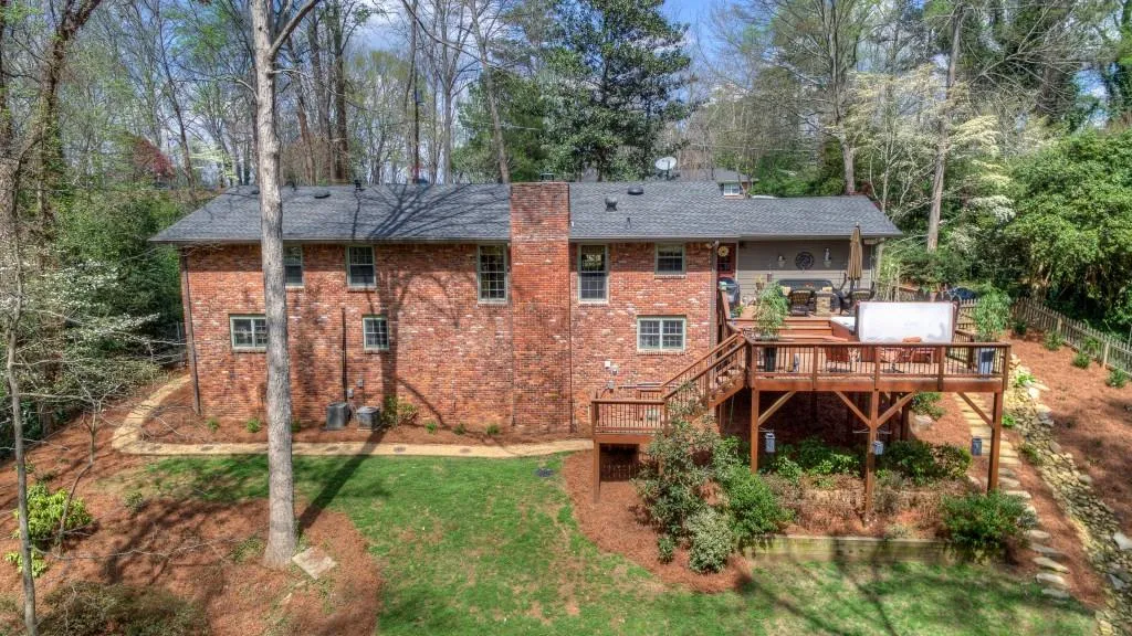 110 Finchley Court, Sandy Springs, Georgia 30328, 5 Bedrooms Bedrooms, ,3 BathroomsBathrooms,Residential,Sold,110 Finchley Court,5827579
