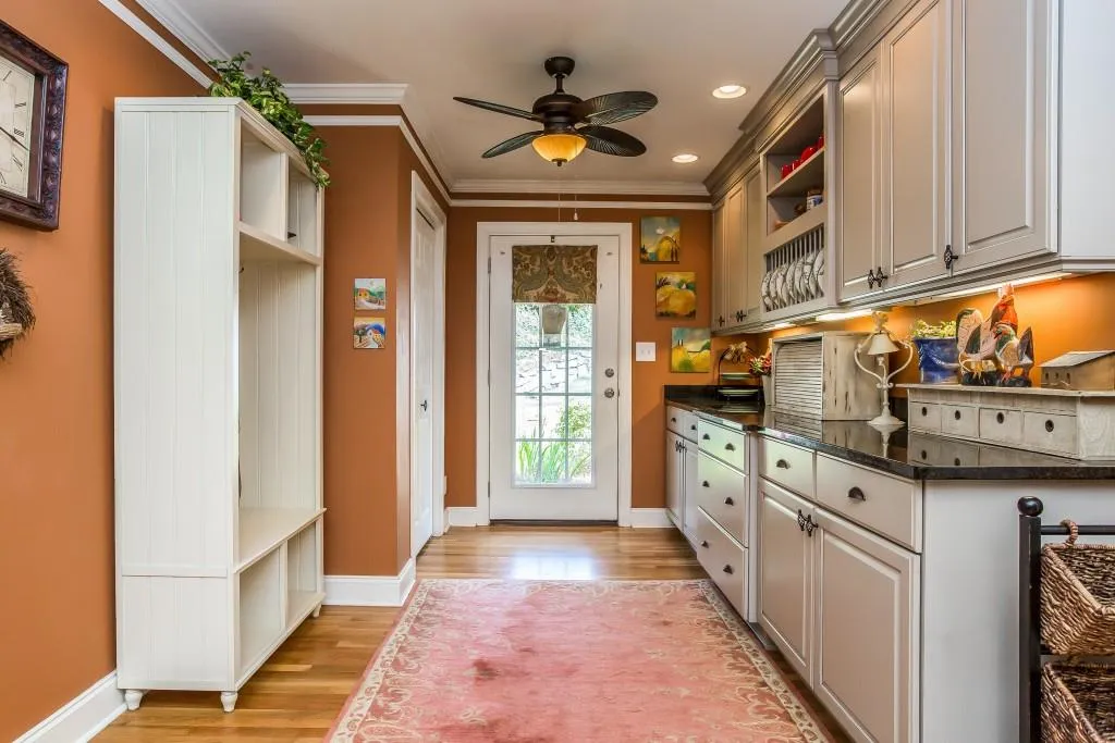 110 Finchley Court, Sandy Springs, Georgia 30328, 5 Bedrooms Bedrooms, ,3 BathroomsBathrooms,Residential,Sold,110 Finchley Court,5827579