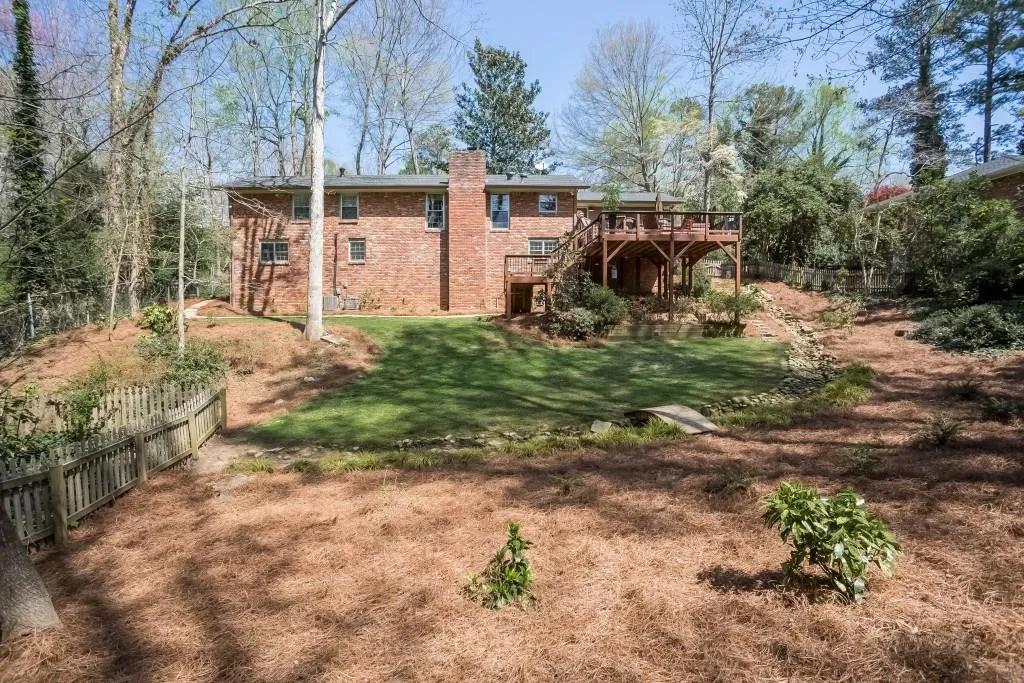 110 Finchley Court, Sandy Springs, Georgia 30328, 5 Bedrooms Bedrooms, ,3 BathroomsBathrooms,Residential,Sold,110 Finchley Court,5827579