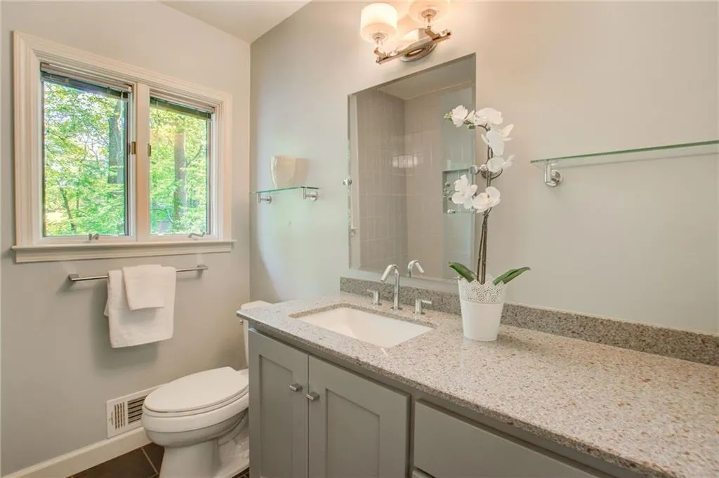 530 Timber Valley Road, Atlanta, Georgia 30342, 4 Bedrooms Bedrooms, ,4 BathroomsBathrooms,Residential,Sold,530 Timber Valley Road,7034077