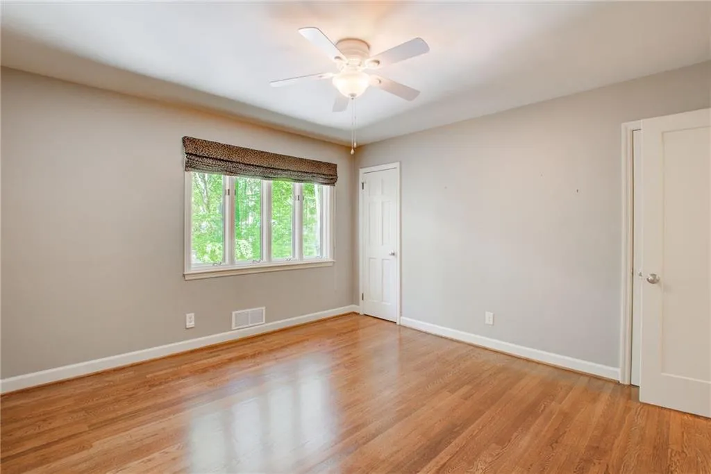 530 Timber Valley Road, Atlanta, Georgia 30342, 4 Bedrooms Bedrooms, ,4 BathroomsBathrooms,Residential,Sold,530 Timber Valley Road,7034077