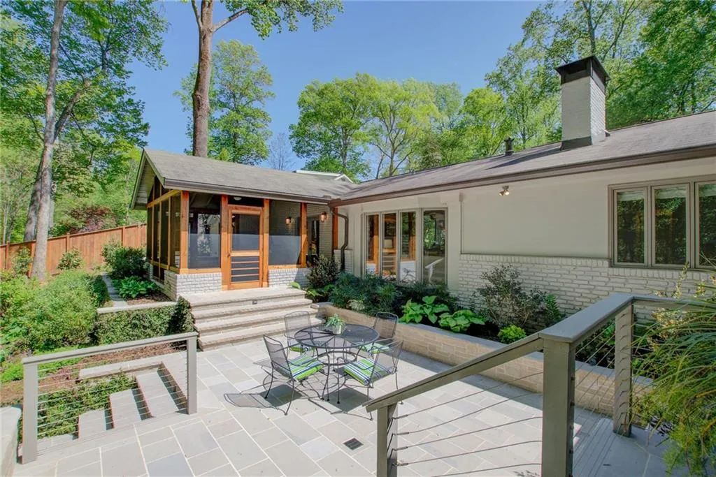 530 Timber Valley Road, Atlanta, Georgia 30342, 4 Bedrooms Bedrooms, ,4 BathroomsBathrooms,Residential,Sold,530 Timber Valley Road,7034077