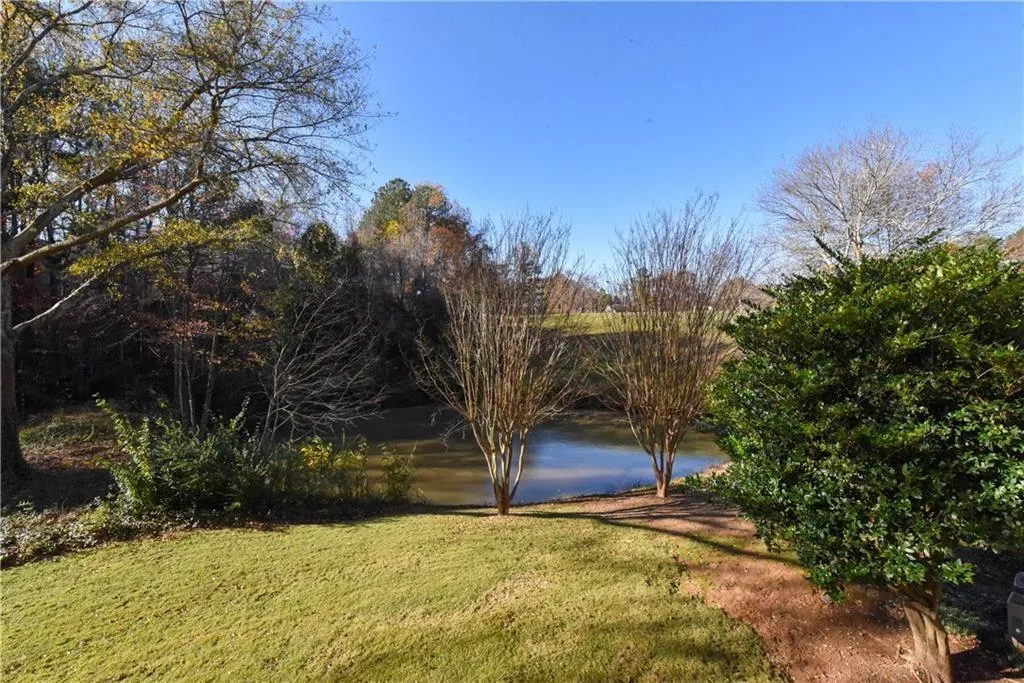 1105 Garden Court, Sandy Springs, Georgia 30328, 2 Bedrooms Bedrooms, ,2 BathroomsBathrooms,Residential,Sold,1105 Garden Court,7027633