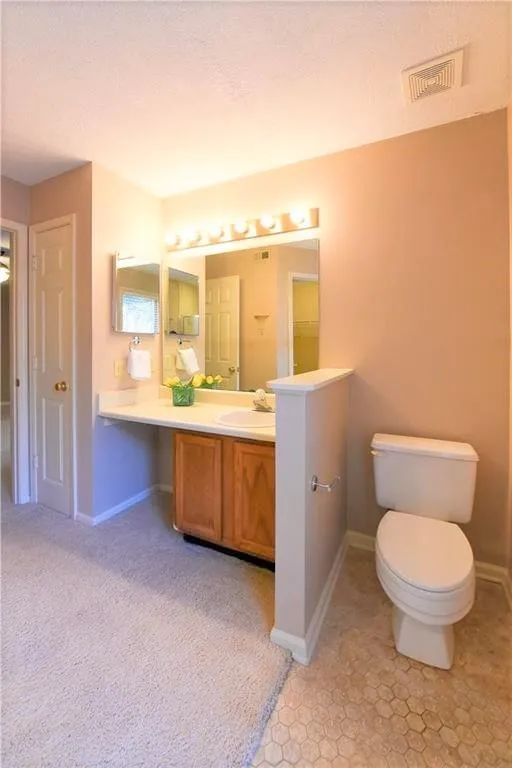 1105 Garden Court, Sandy Springs, Georgia 30328, 2 Bedrooms Bedrooms, ,2 BathroomsBathrooms,Residential,Sold,1105 Garden Court,7027633
